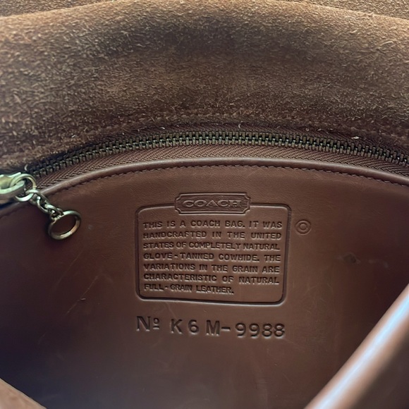 Vintage coach leather crossbody - Picture 3 of 3